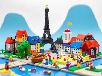 genere moi un rafale de l'amée francaise en au moins 2000 pieces
